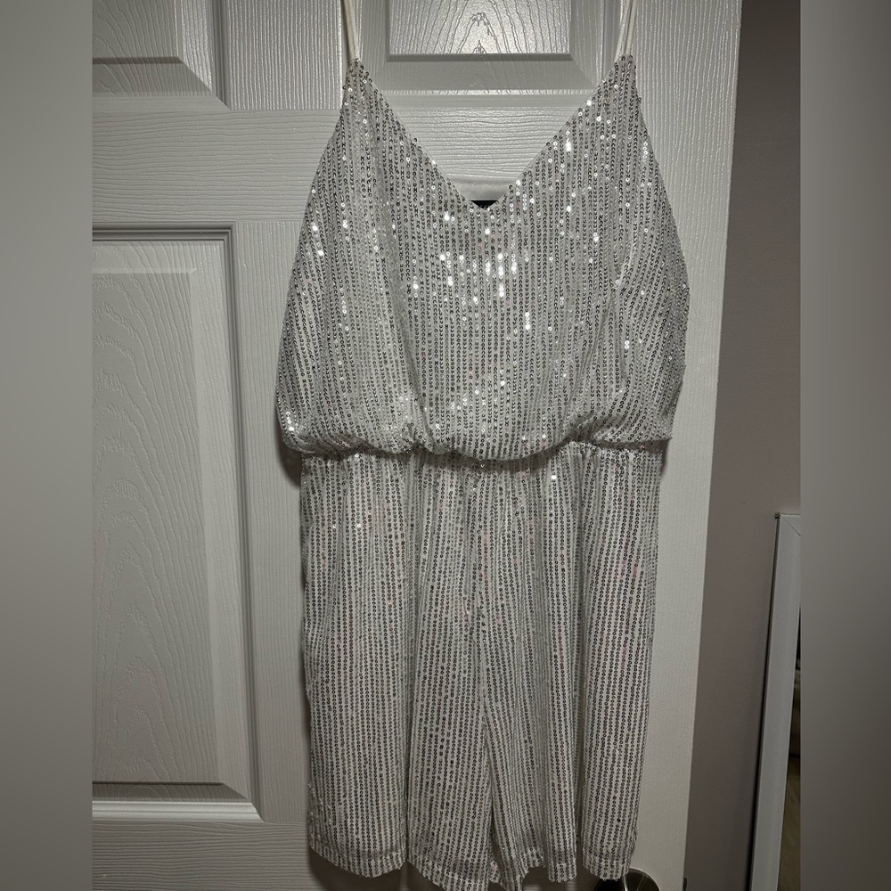 Sparkly Sequined Large Romper - Picture 3 of 5